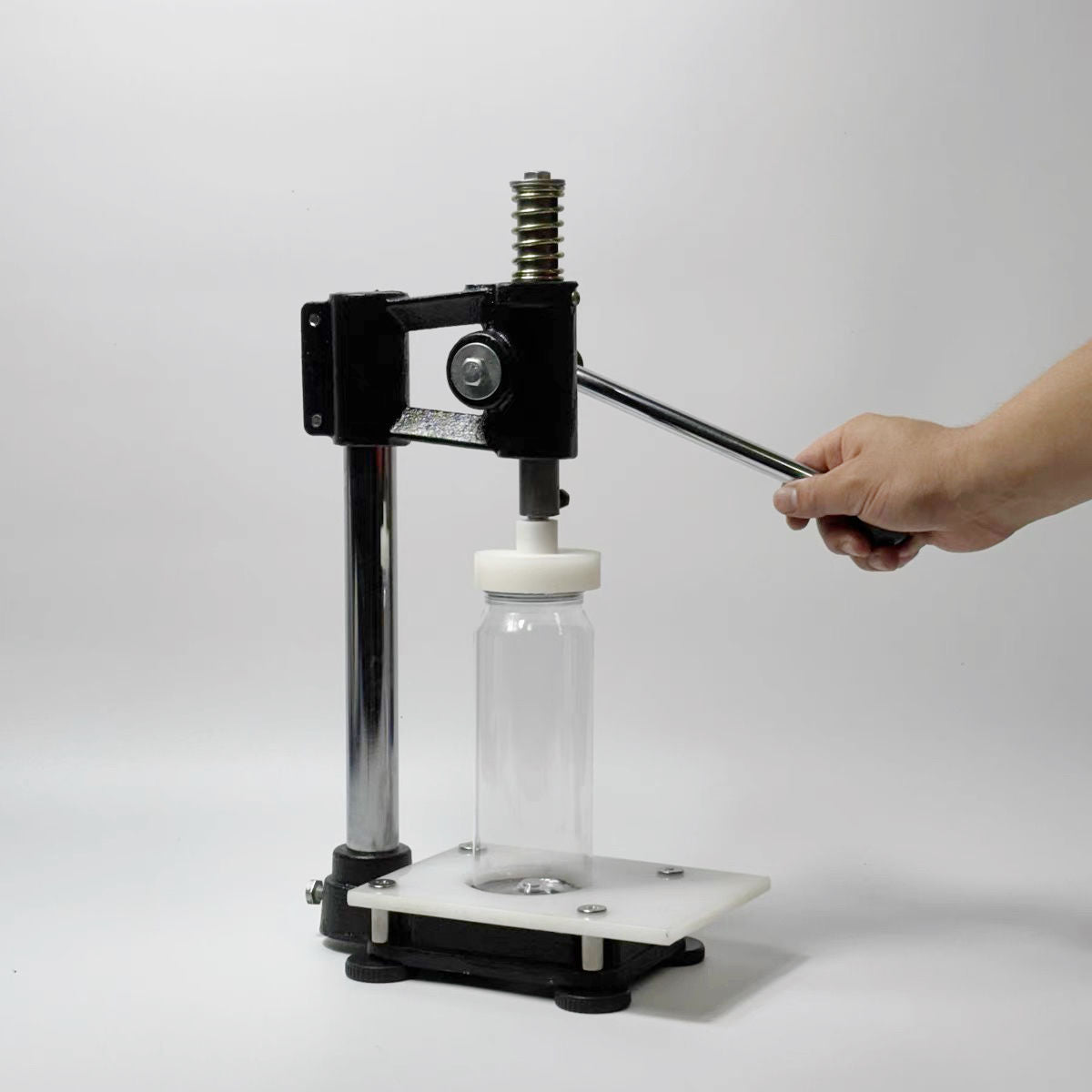 Manual Can Sealing Press Machine Sealer for Soda Food Beverage Paper Cans Capping Plastic Bottle Capping Pat Cover