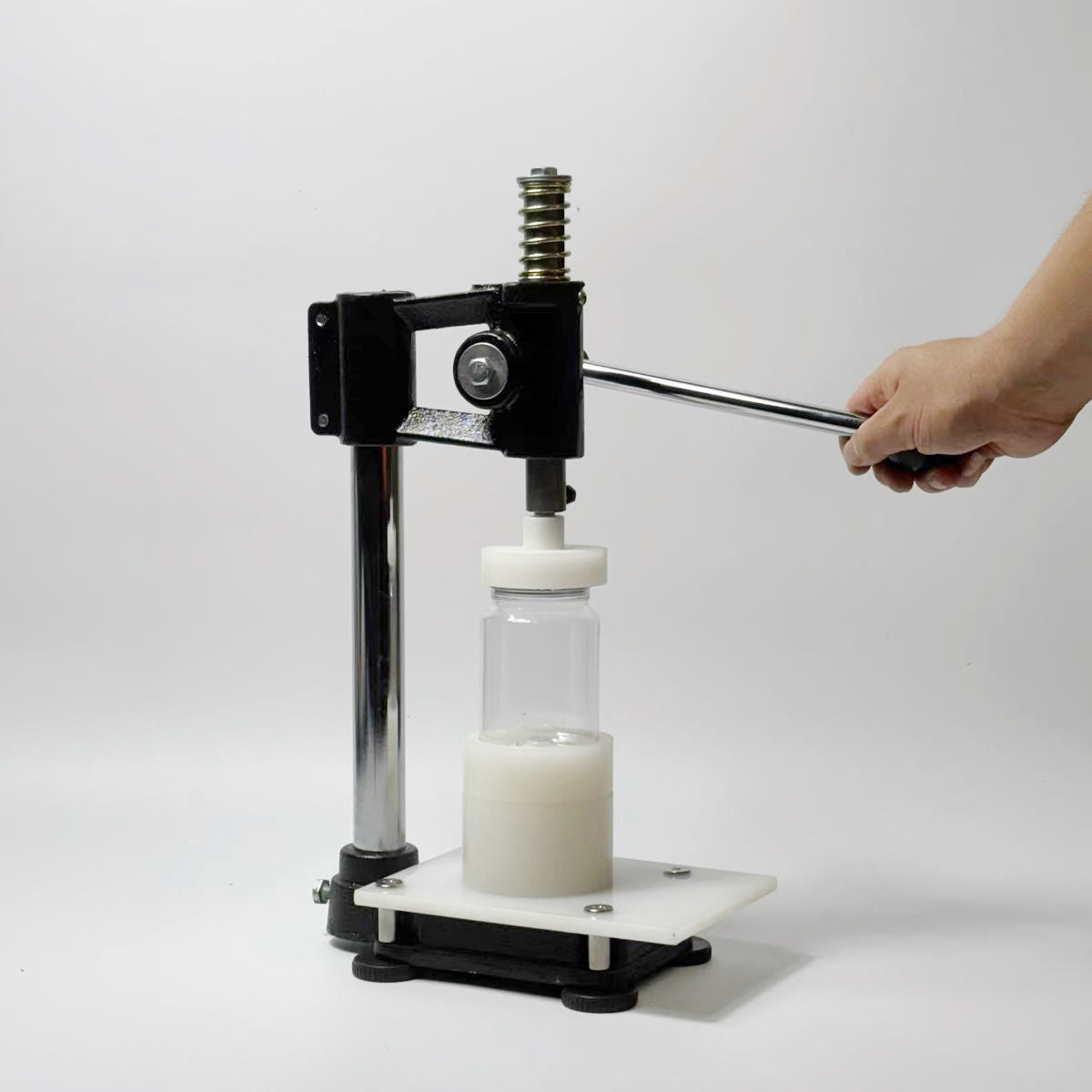 Manual Can Sealing Press Machine Sealer for Soda Food Beverage Paper Cans Capping Plastic Bottle Capping Pat Cover